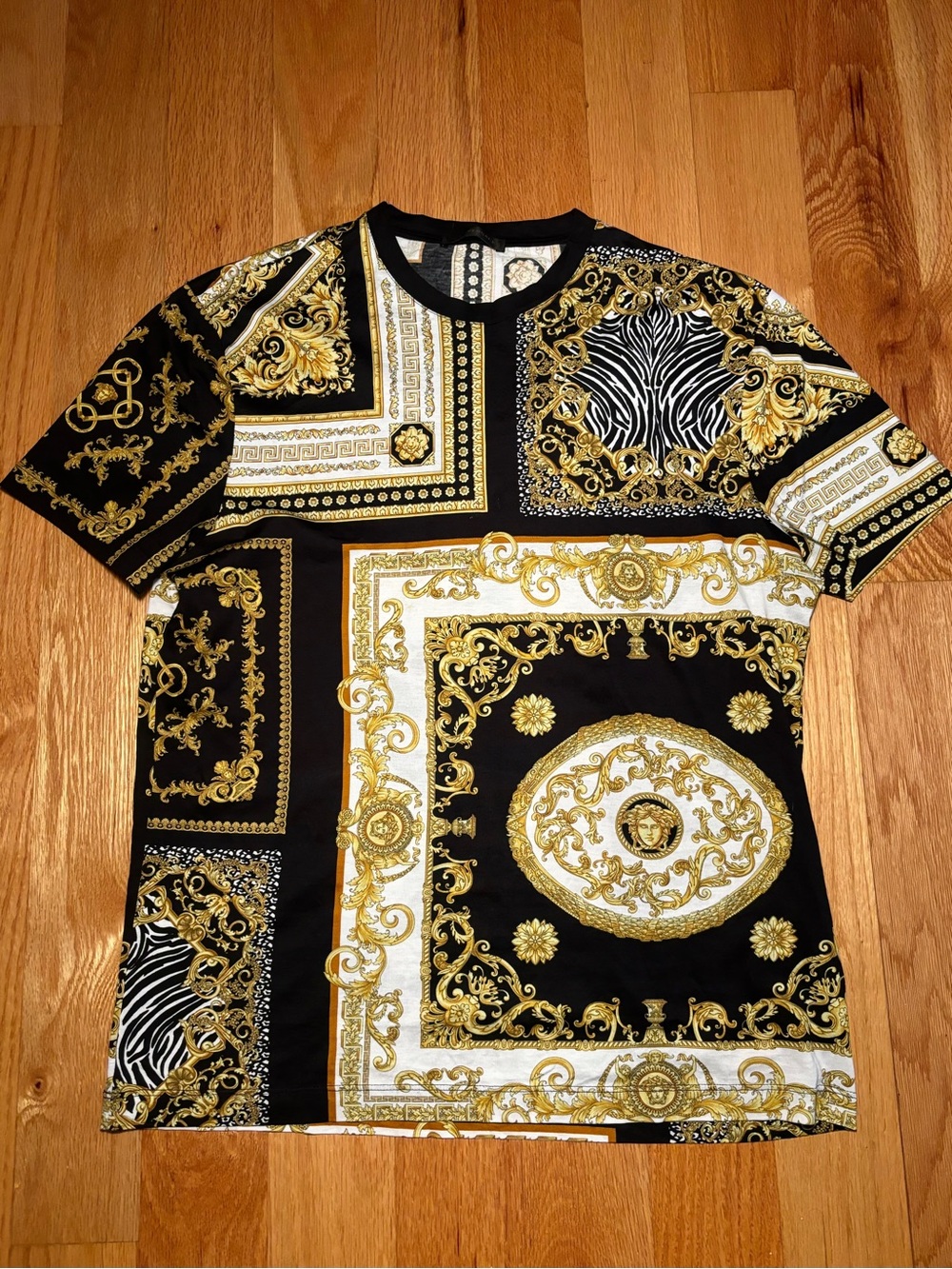 Versace Super Runway Paneled Hibiscus Medusa Tshirt 🔥
